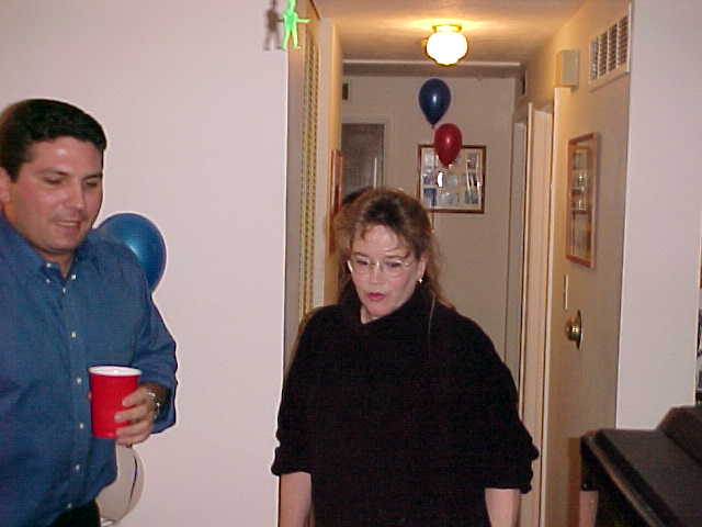 home-leave-pics11.jpg 
640 x 480 JPEG-compressed image 
(24,616 bytes)